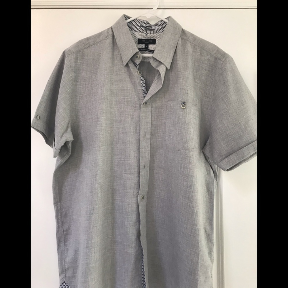 Men’s Ted Baker London button shirt